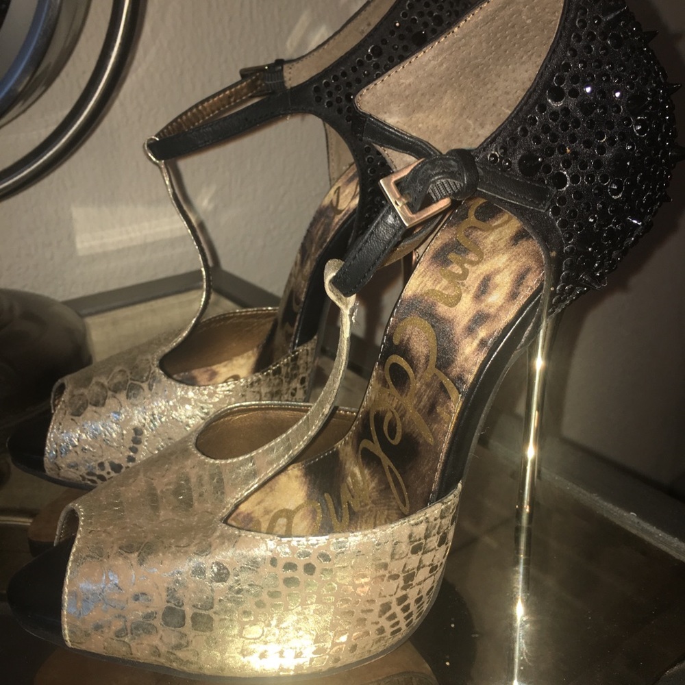 Sam Edelman Scarlett Black and Gold